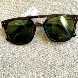 Web sunglasses
